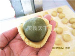 明星吃哈密瓜月饼,哈密瓜月饼成新宠