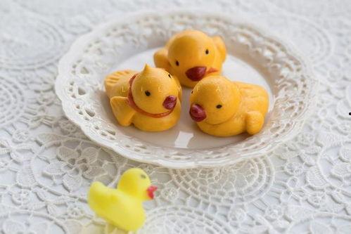 小黄鸭吃瓜直播间,揭秘娱乐圈幕后故事