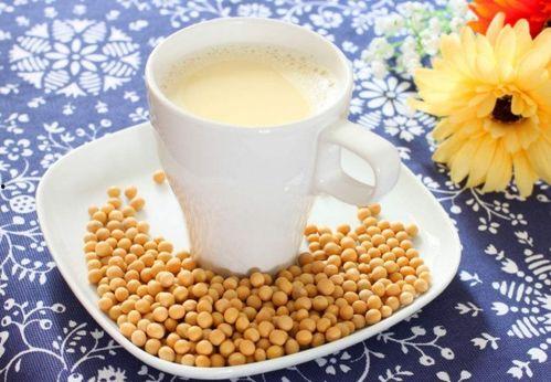 吃蜜瓜吃豆浆好吗