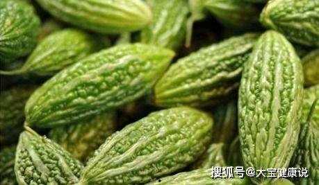 空腹吃凉瓜,养生又消暑的神奇功效揭秘