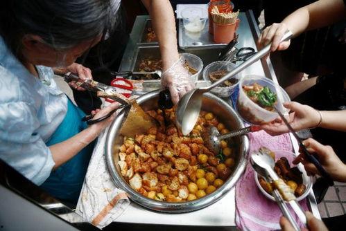 阿婆阿公吃瓜视频下载,趣味瞬间，欢乐共享  第2张