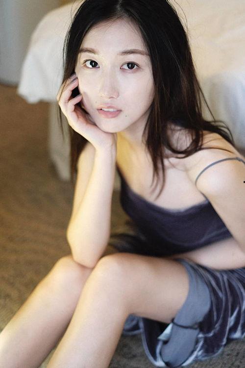 吃瓜小泽,揭秘娱乐圈背后的那些事儿  第3张